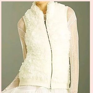 BGBG NWOT faux fur vest